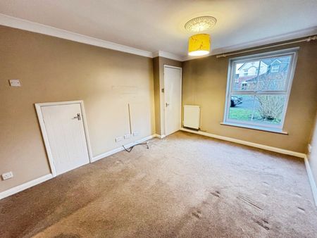 3 bedroom House To Let - Photo 4