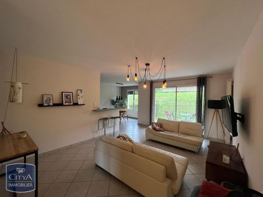 Location Appartement 4 pièces 89m² JACOB BELLECOMBETTE 73000 - Photo 1