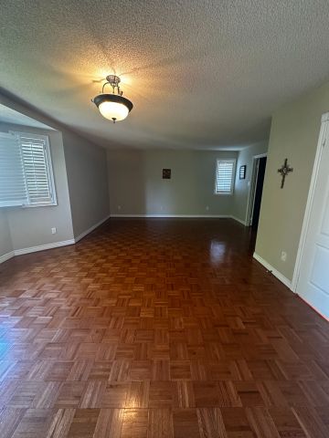 For Lease - 3091 Eden Oak Crescent Unit# UPPER, Mississauga, Ontario - Photo 4