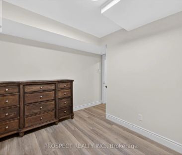 76 LOGAN COURT - Photo 2