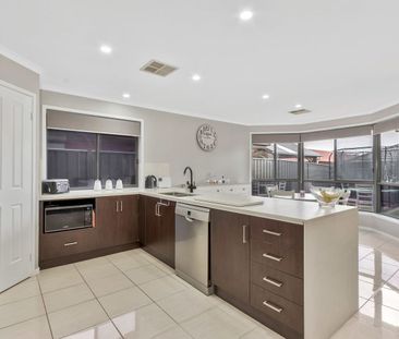 Low maintenance 3 Bedroom home! - Photo 6