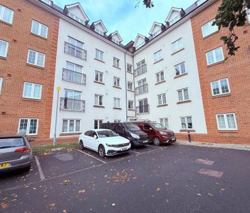 Greenings Court - Warrington - WA2 - Photo 5