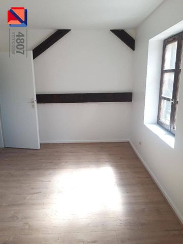 Location appartement rénové 4 pièces 69.66 m² à Cluses (74300) - Photo 3