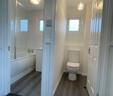 Refurbished 3 Bed End of Terrace House to in Witham, Essex - Photo 6