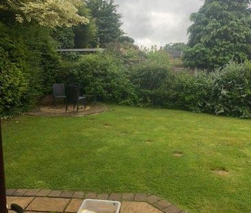 5 bedroom detached house to rent - Photo 2