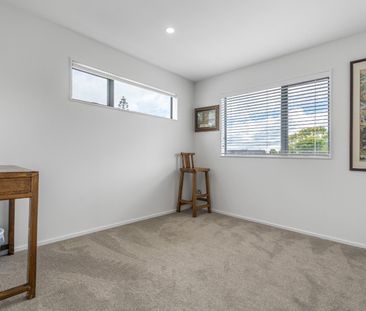 Fully Furnished Property, Ready for Occupancy - Photo 6