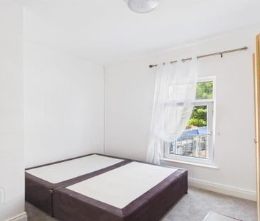 38 Holland Drive, Belfast, BT5 6EH - Photo 6