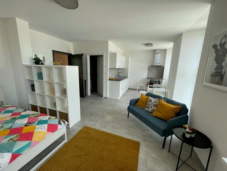 "Appartements Les Alpes" Studio meublé avec balcon - Photo 5