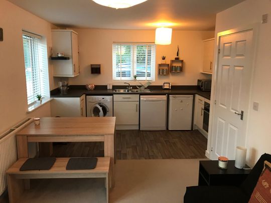 2 Bed Flat, Wicket Drive, B16 - Photo 1