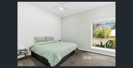 MODERN FAMILY HOME WITH QUALITY FINISHES THROUGHOUT - Photo 4