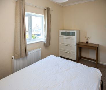 Student house on Mossley Avenue - Photo 5