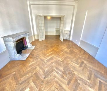 Location Appartement 4 pièces 128m² LYON 6ème - Photo 3