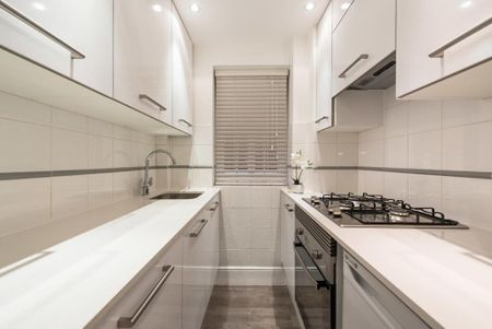 2 bedroom flat to rent - Photo 4