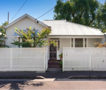 Your Richmond Retreat Awaits! - Photo 1