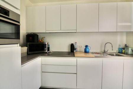 Recent appartement met 2 slpks, autostandplaats en private kelderberging voor 925 EUR/mnd - Photo 4
