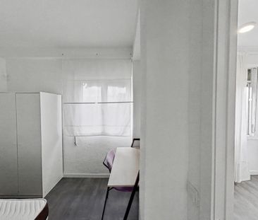 Piso de alquiler en Las Águilas - Photo 3