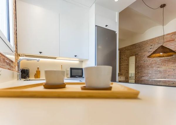 Carrer de Sant Pere Màrtir, Barcelona, Catalonia 08012