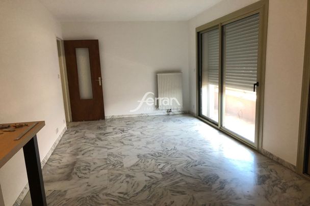 Location Appartement 2 pièces 45m² DRAGUIGNAN 83300 - Photo 1