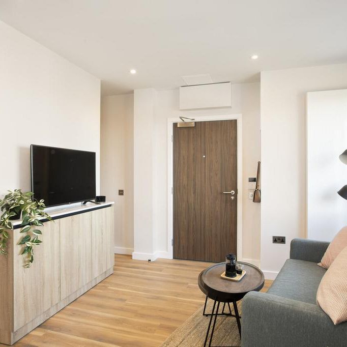 Studio to rent - Photo 1