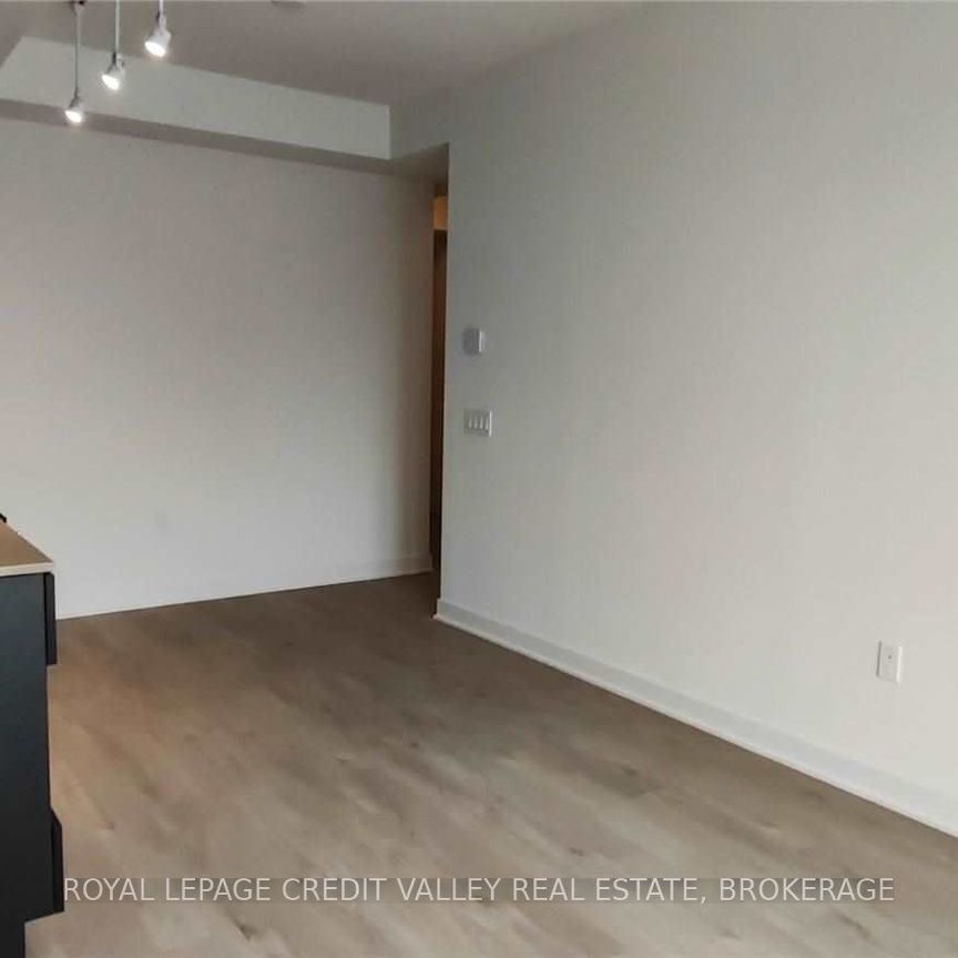 For Lease - 3900 Confederation Parkway Unit# 1413, Mississauga, Ontario - Photo 1