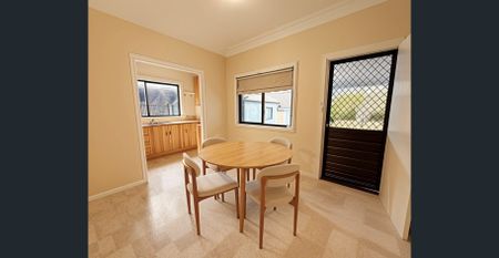 Enjoy Historic Charm - Photo 5