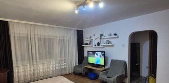 Vitan mall etaj 1 decomandat - Fotografie 2