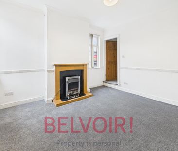 2 bedroom end of terrace house to rent - Photo 3