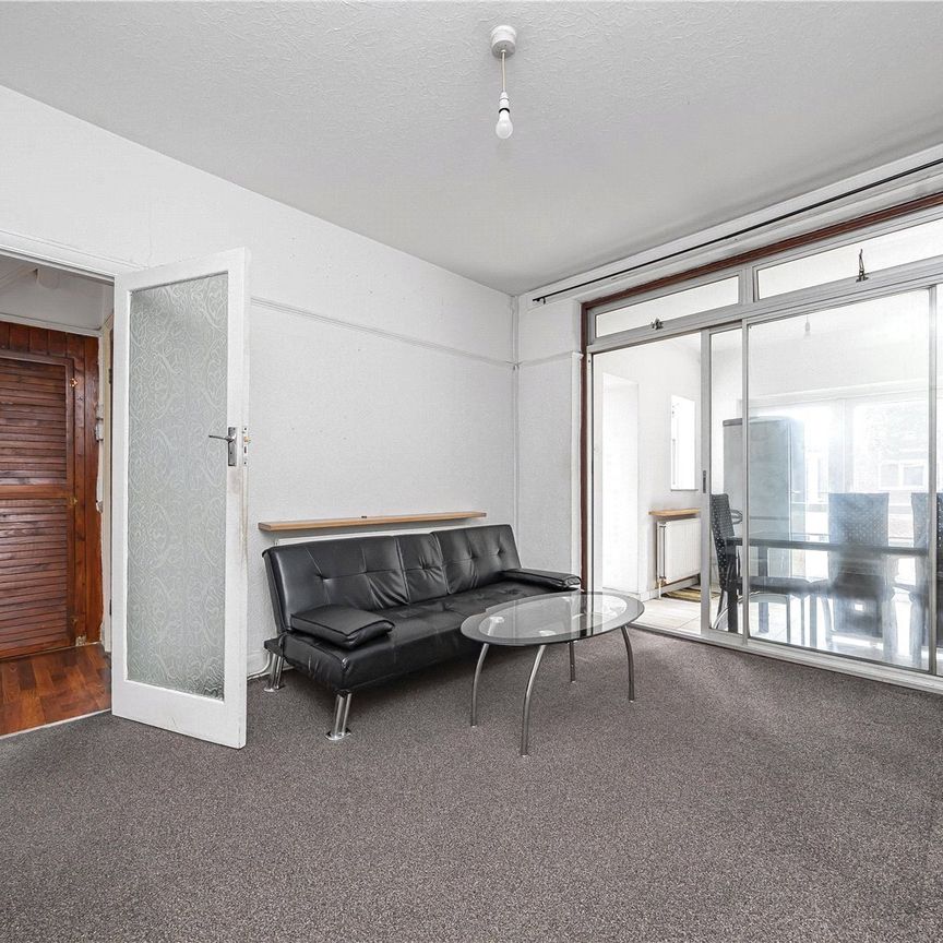 Spring Grove Road, Hounslow, TW3 - Photo 1