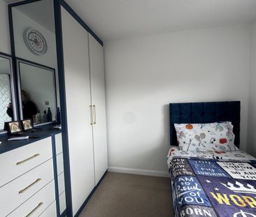 Slattenham Close - Photo 4