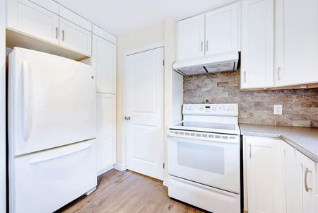 For Lease - 259 Sanders Street, London East, Ontario - Photo 4