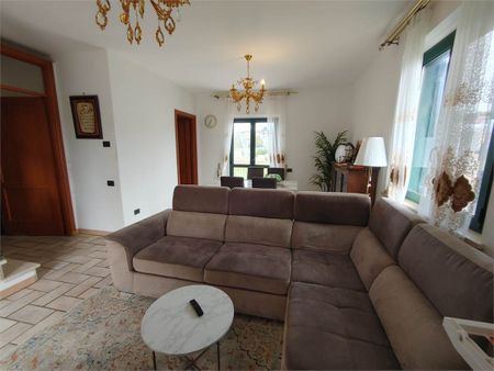 Ampio Appartamento a Gualdo Cattaneo - Foto 2