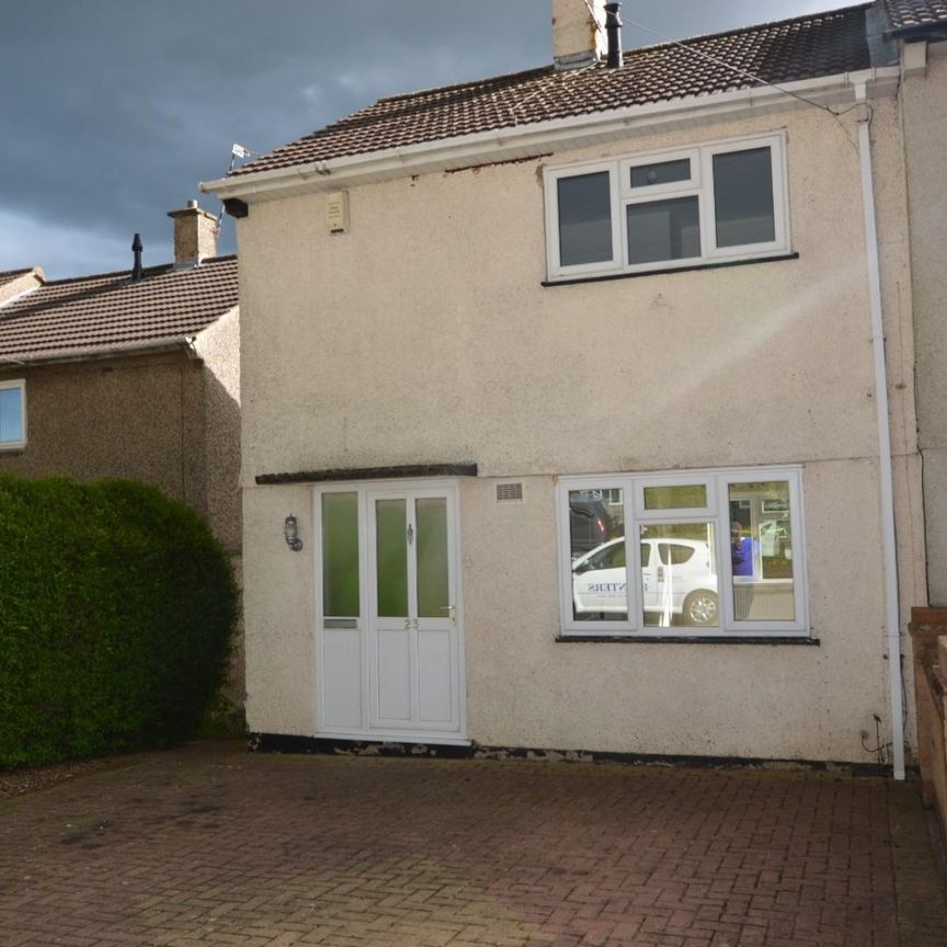 Wokingham Avenue, Leicester, Leicestershire - Photo 1