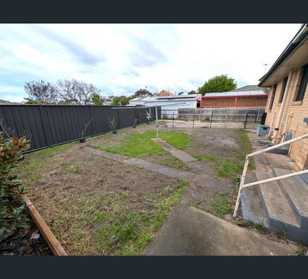 7 Walter Street, East Geelong, Vic 3219 - Photo 5