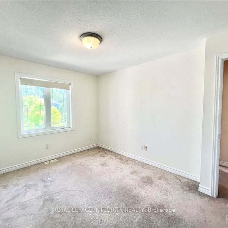 102 BRADY AVENUE - Photo 1