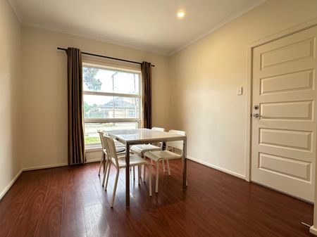 37 Wood Street, Kurralta Park SA 5037 - House For Rent | Domain - Photo 2
