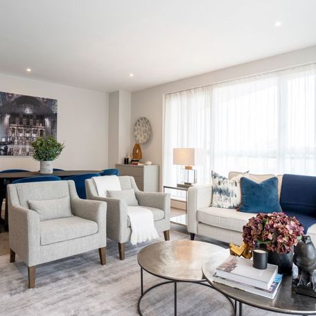 Modern First Floor Apartment – Westferry Circus, Canary Wharf, E14 8RW - Photo 1