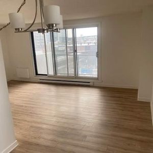 1 CH - 1 SDB - Longueuil - $1,640 /mo - Photo 2