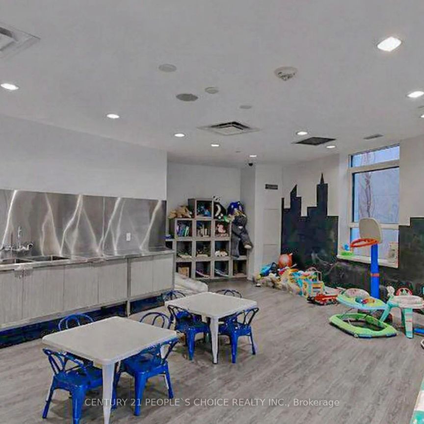 10 Park Lawn Road E #722 - Photo 1