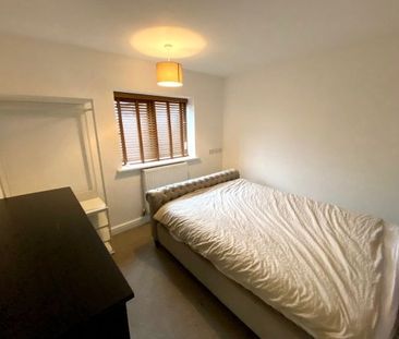 Boat Lane, Nottingham, NG14 - Photo 2