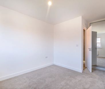 Roundhouse Road - Photo 2