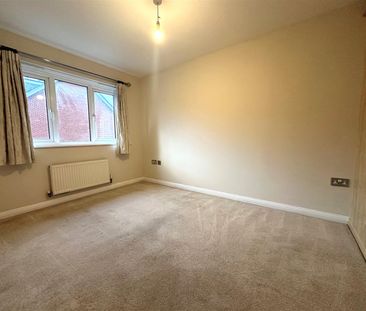 Derwent Close, Watford - Photo 2