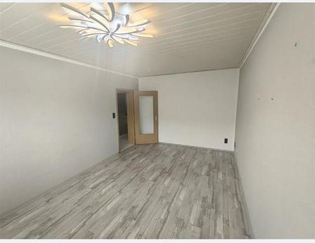 Doppelhaushäfte in 38442 Wolfsburg-Sülfeld/Forstweg zu vermieten - Foto 1