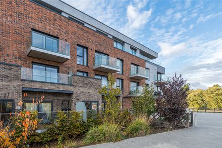 2 bedroom duplex to rent Merlin Drive, Fletton Quays, Peterborough, Cambridgeshire, PE2 - Photo 3