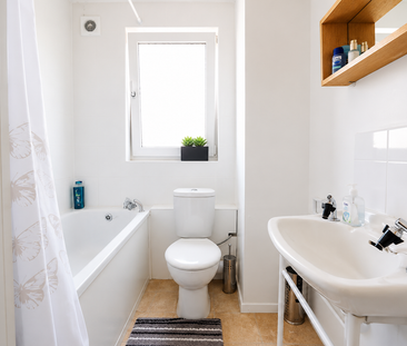 Wager Street – Room 3 - Photo 4