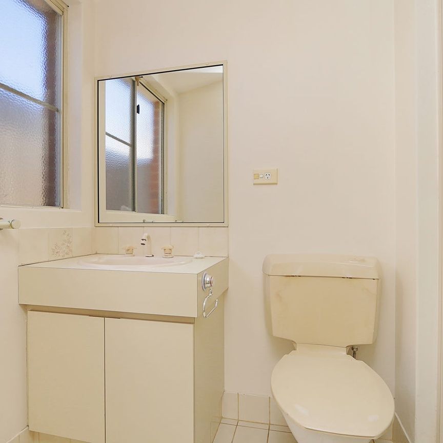 Charming villa in strategic location! - Photo 1