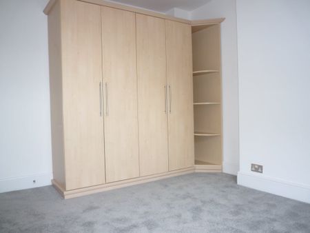 1 Bed Flat, Thorney Hedge Road, W4 - Photo 4