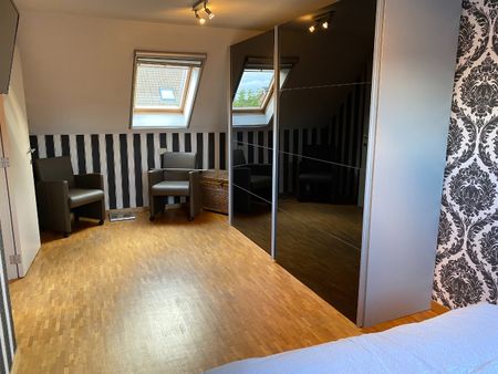 EENGEZINSWONING - Foto 2