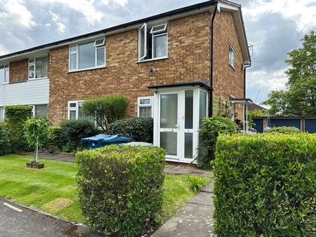 2 Bed Maisonette, Nicola Close, HA3 - Photo 4