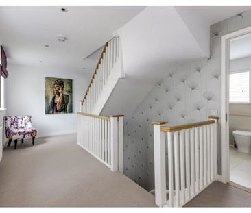 4 Bedroom - Photo 4