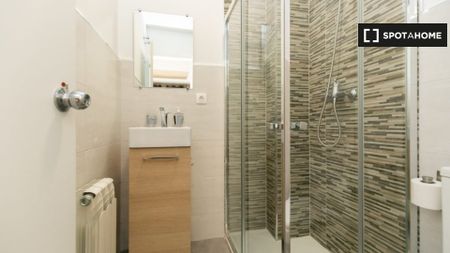 granada, Andalusia 18001 - Photo 4